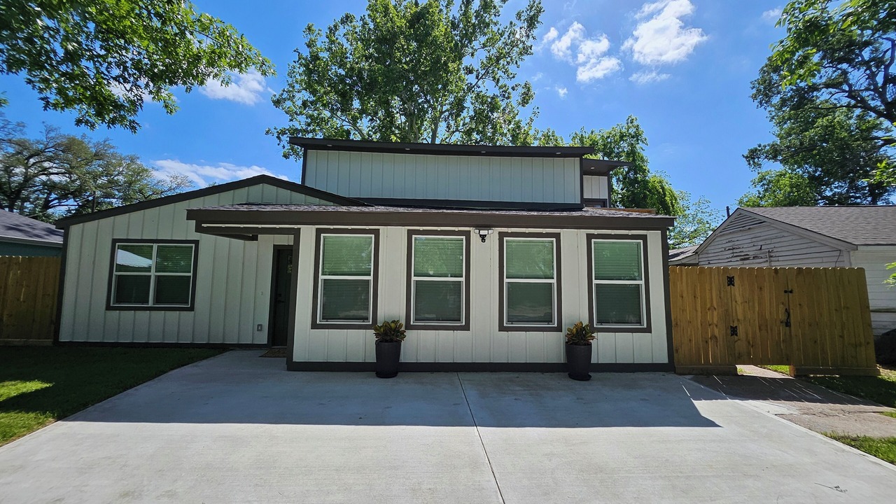 Photo of Outdoor in Kempwood