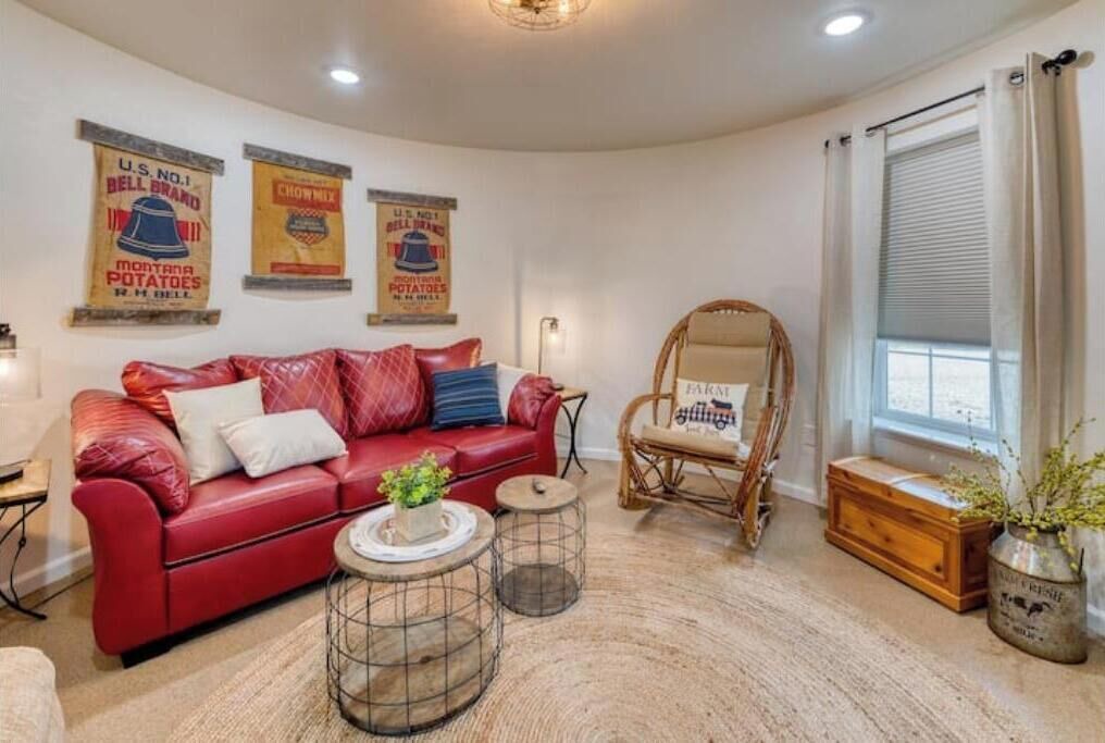 Photo of Livingroom in Corvallis