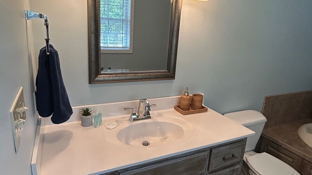 Photo of Bathroom in Iuka