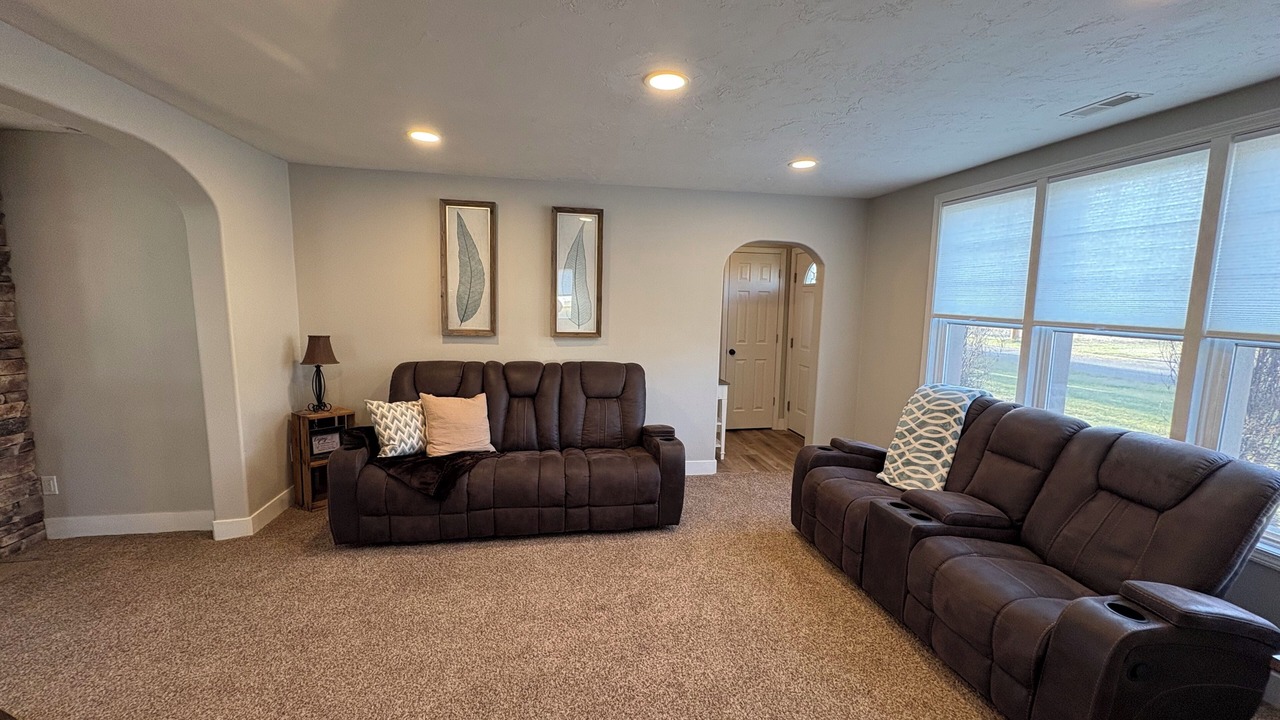 Photo of Livingroom in St. Anthony