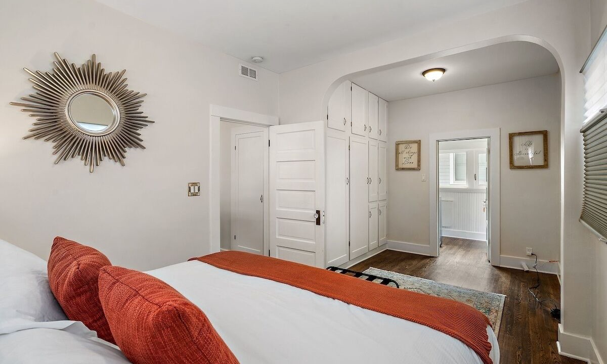 Photo of Bedroom in North End