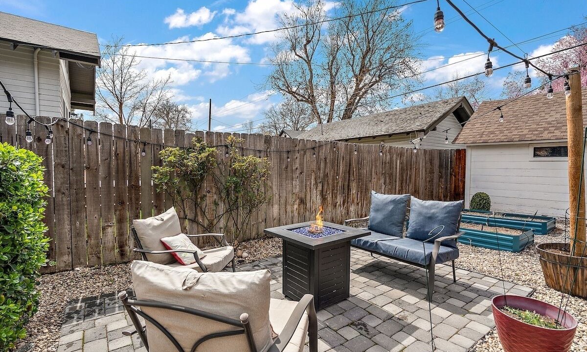 Photo of Patio Balcony in North End