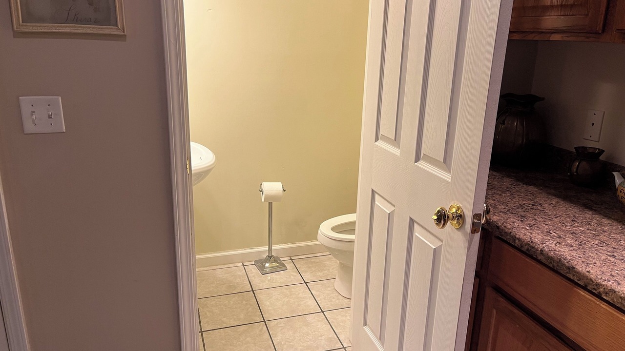 Photo of Bathroom in Lorain