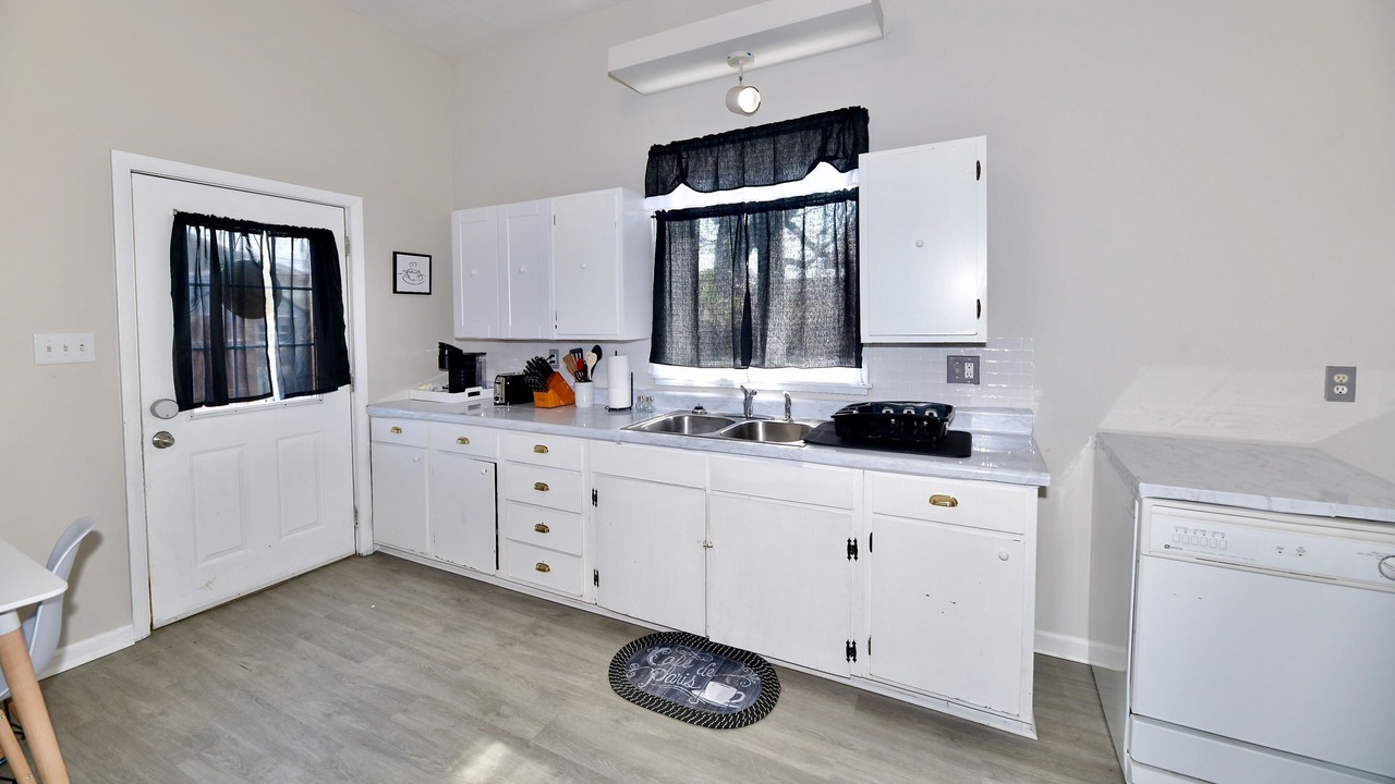 Photo of Kitchen in Babe Denny