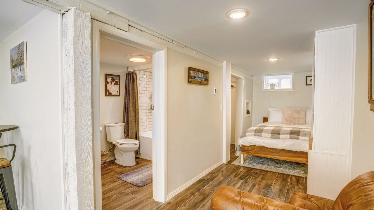 Photo of Bedroom in Franklin to the Fort