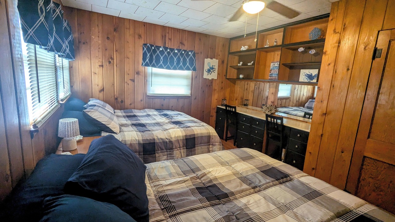 Photo of Bedroom in Bass Lake