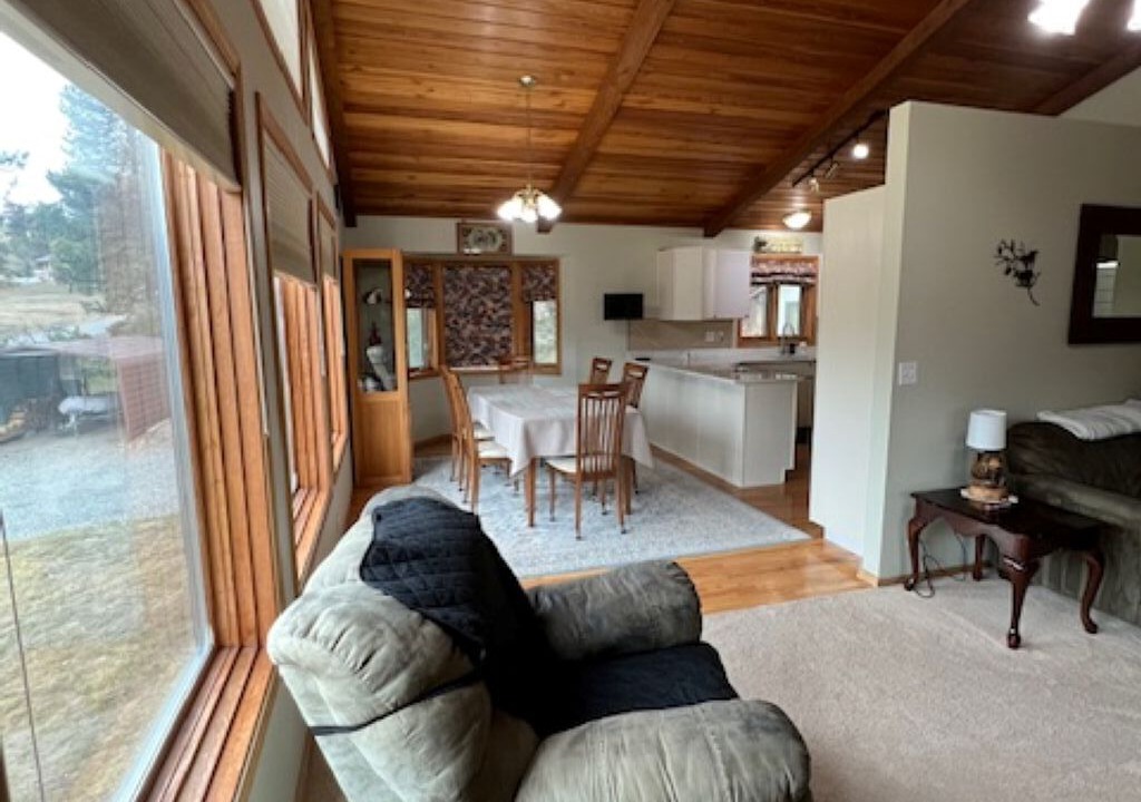 Photo of Livingroom in Clancy