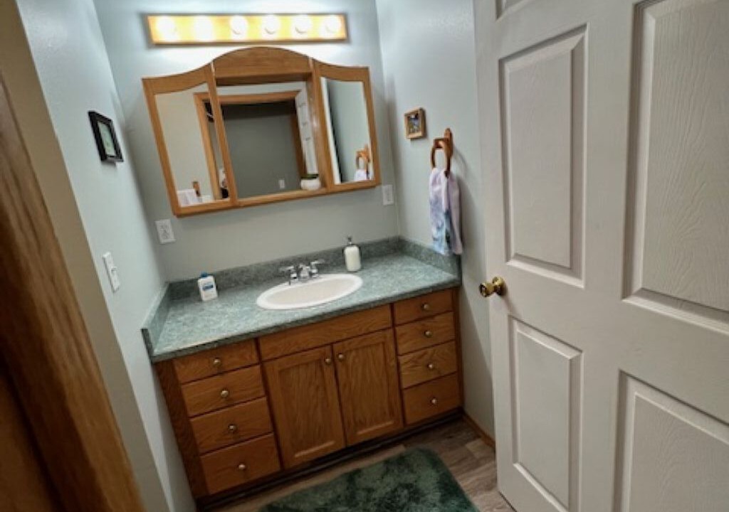 Photo of Bathroom in Clancy
