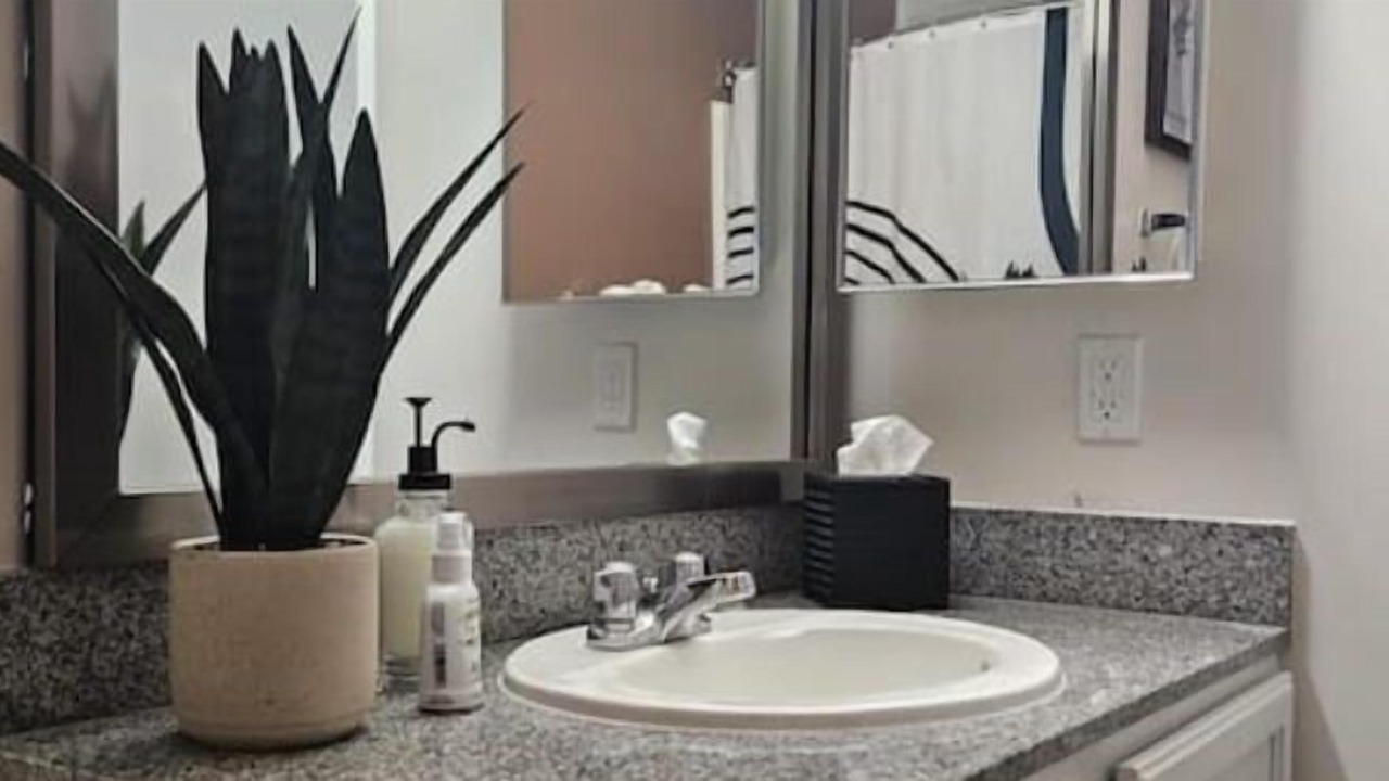 Photo of Bathroom in Wholesale District