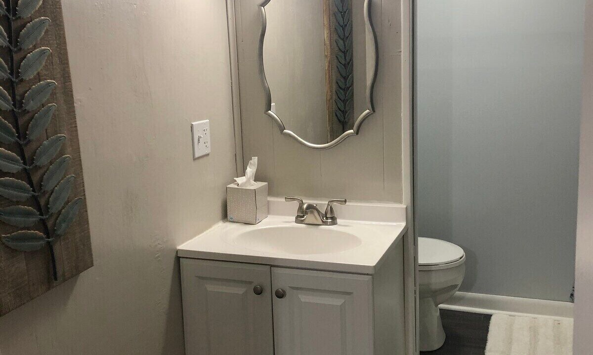 Photo of Bathroom in Coshocton
