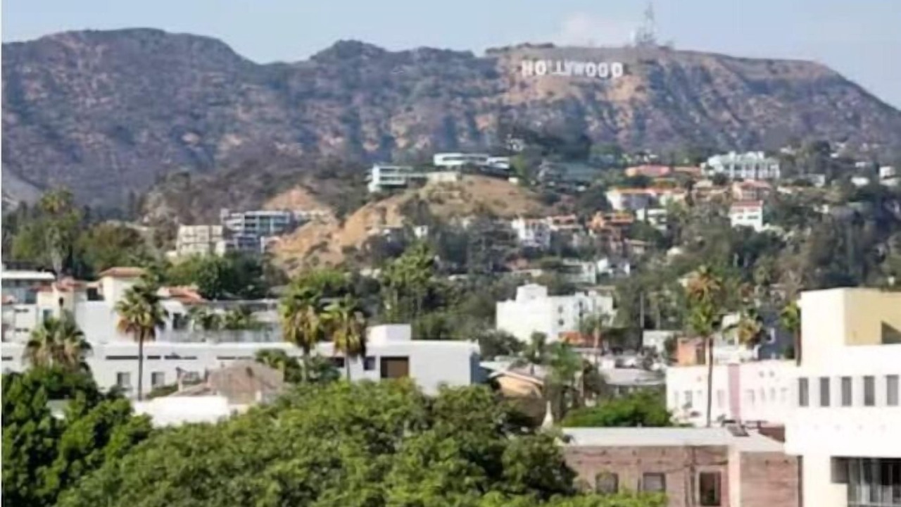 Photo of Others in Hollywood