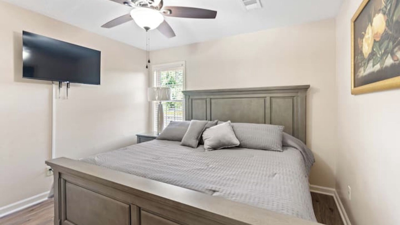 Photo of Bedroom in Driver