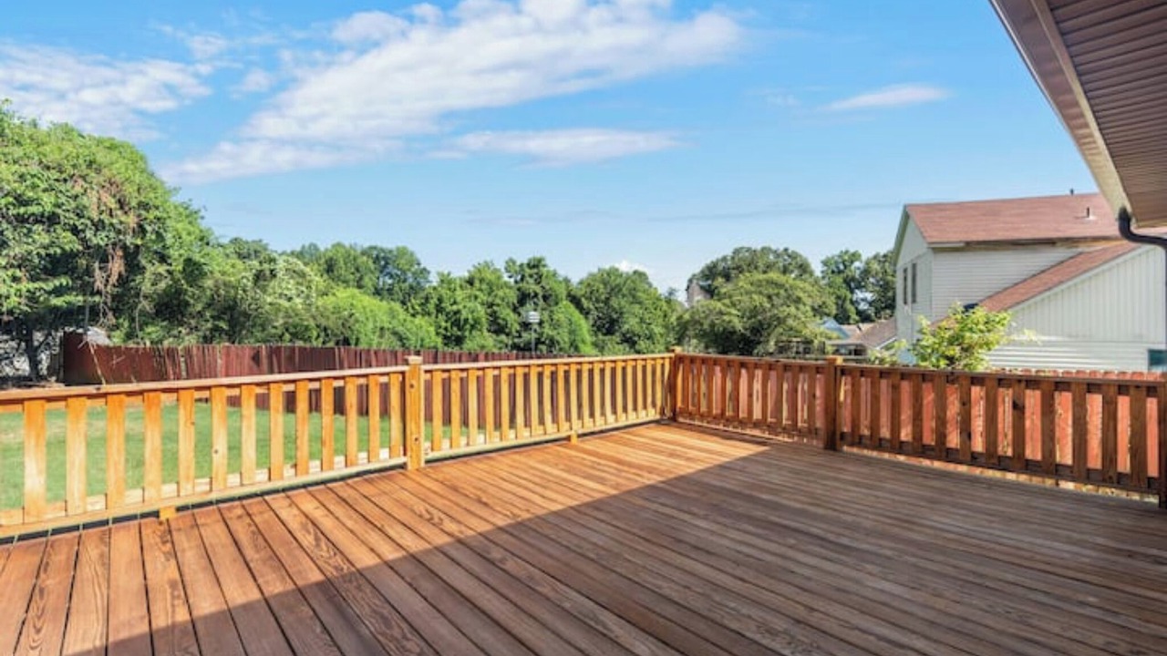Photo of Patio Balcony in Driver