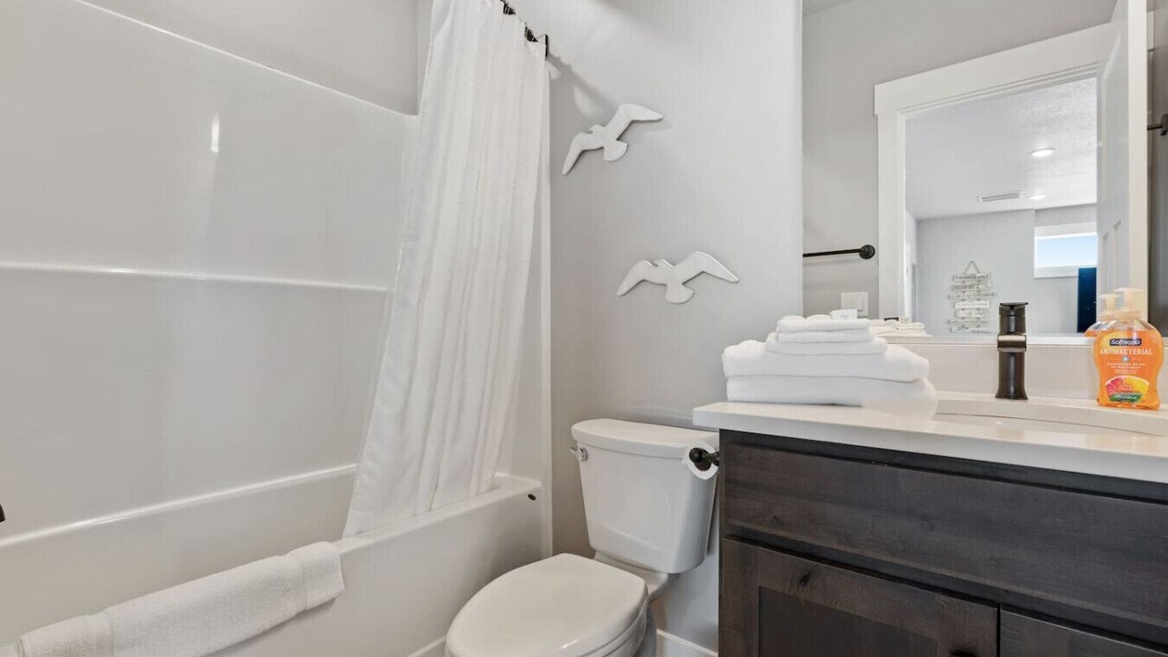 Photo of Bathroom in Sweetwater