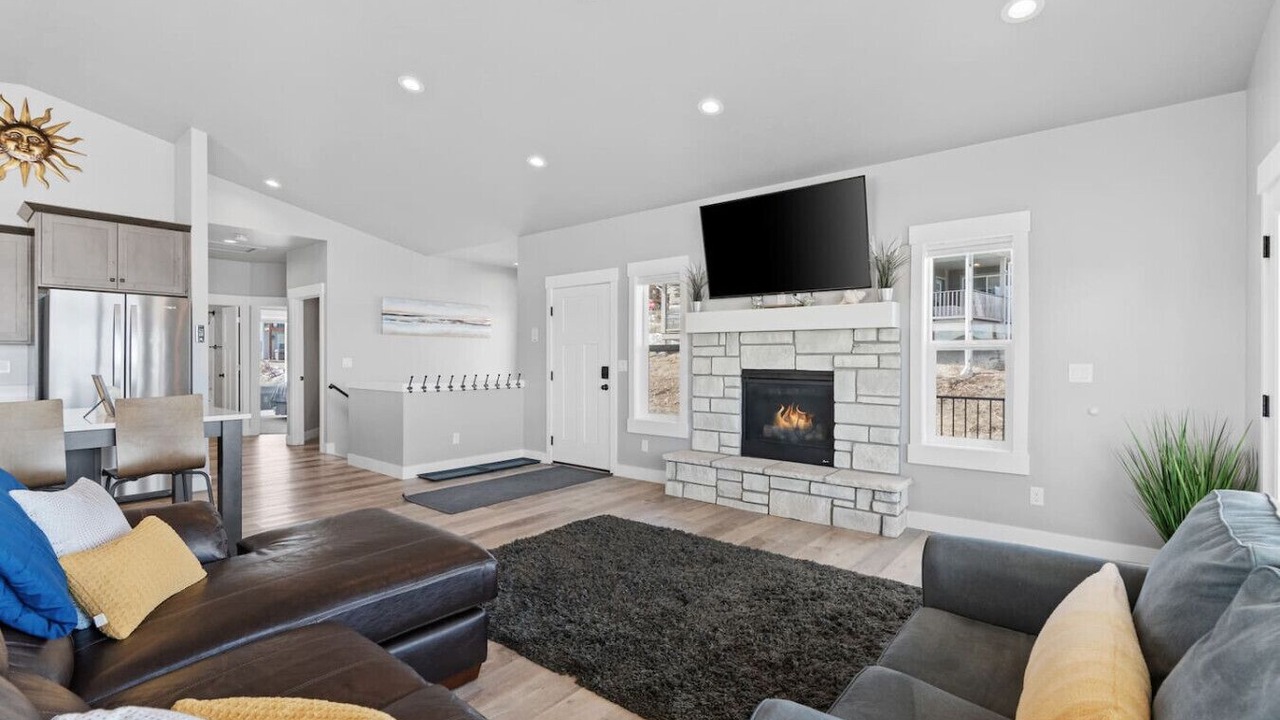 Photo of Livingroom in Sweetwater