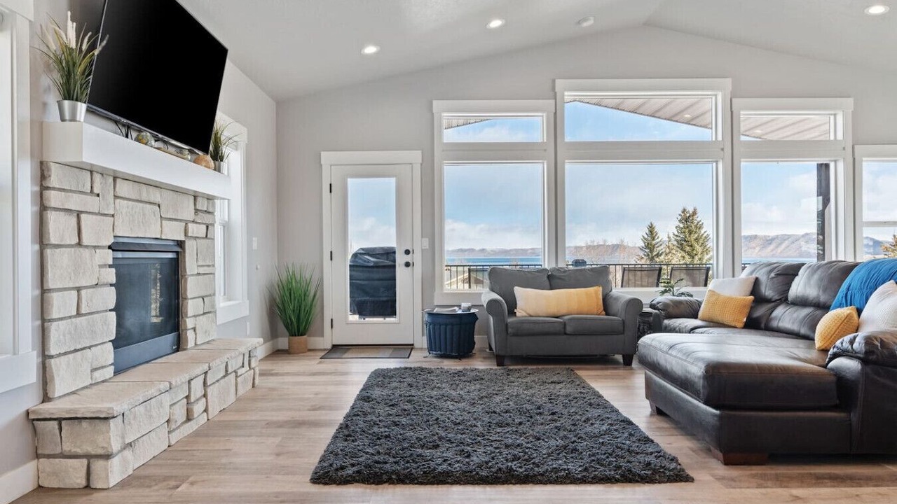 Photo of Livingroom in Sweetwater