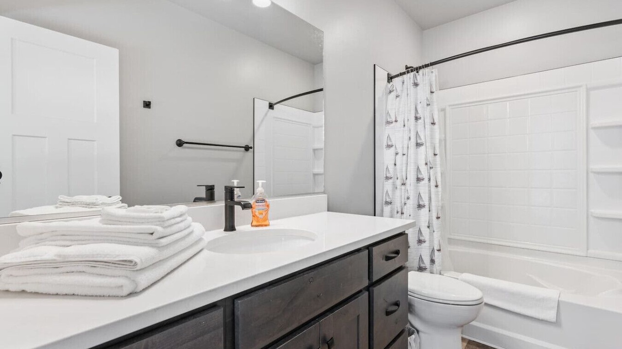 Photo of Bathroom in Sweetwater