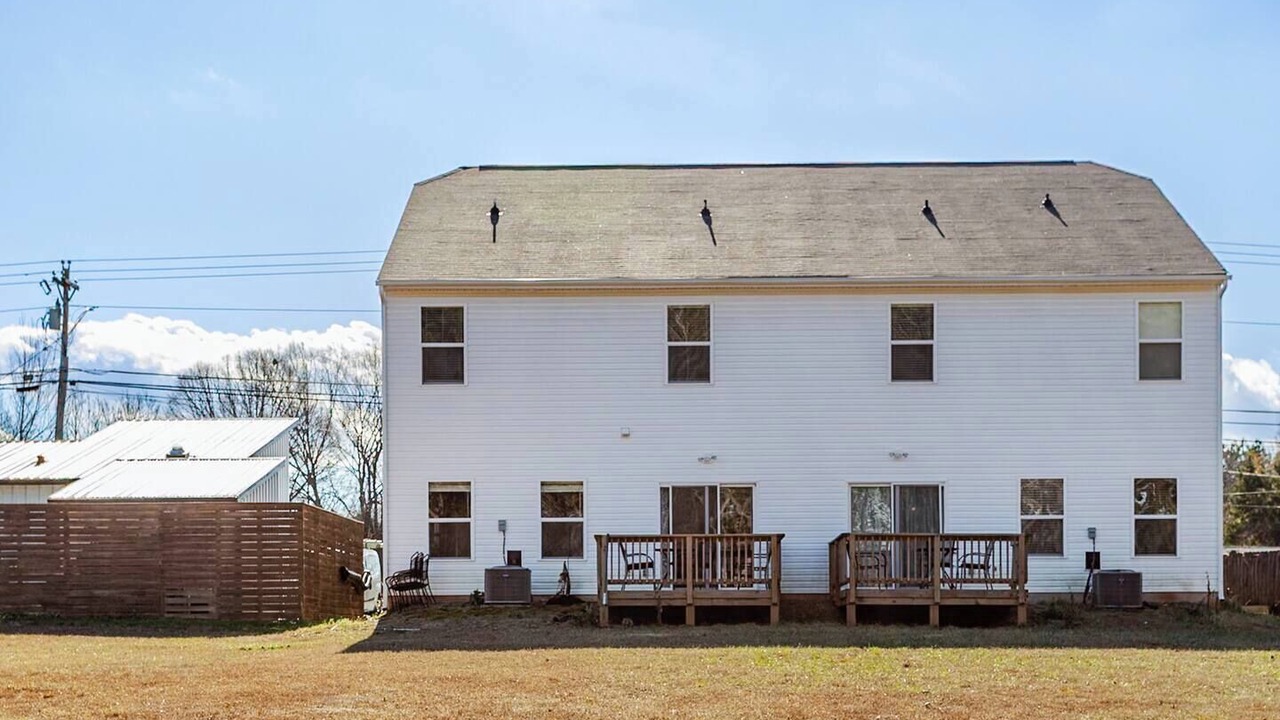 Photo of Outdoor in Huntersville