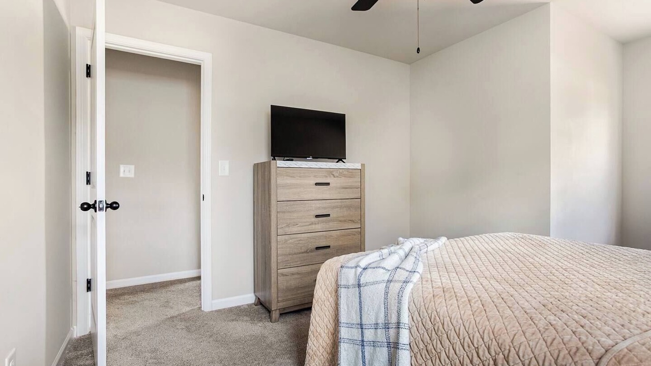 Photo of Bedroom in Huntersville