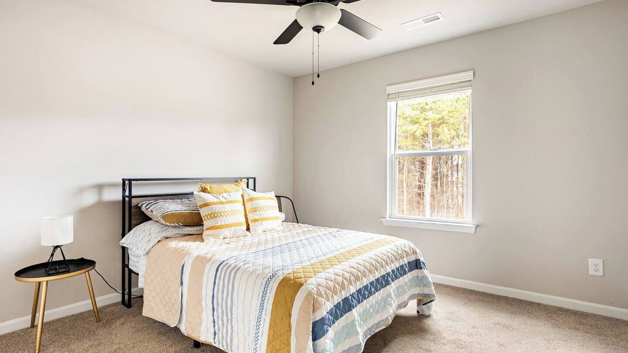 Photo of Bedroom in Huntersville