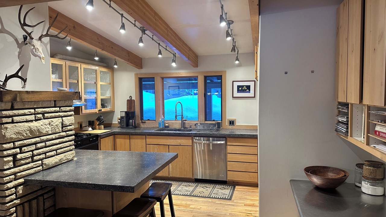 Photo of Kitchen in Warm Springs