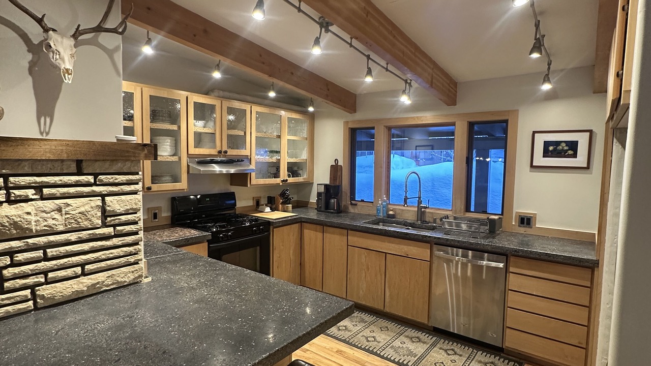 Photo of Kitchen in Warm Springs