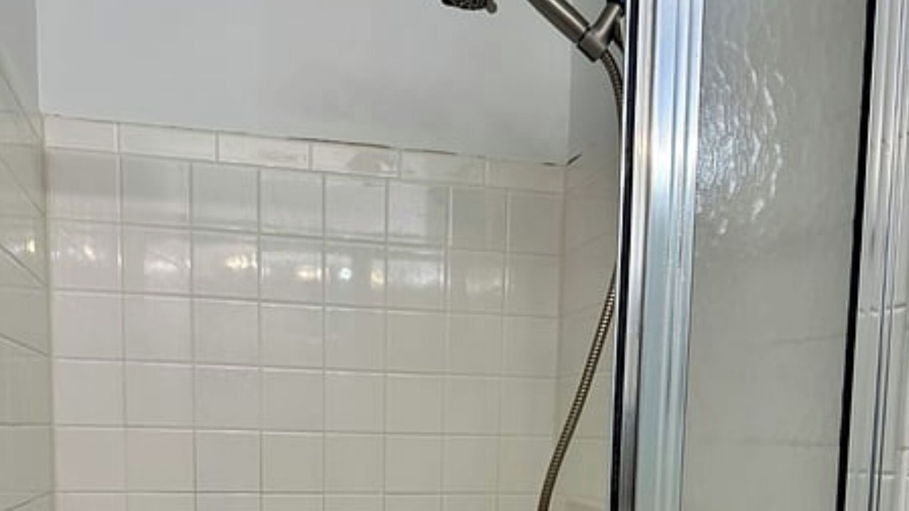 Photo of Bathroom in Lake Arbor