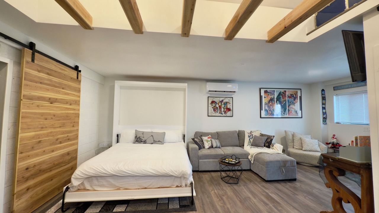 Photo of Bedroom in Kearns