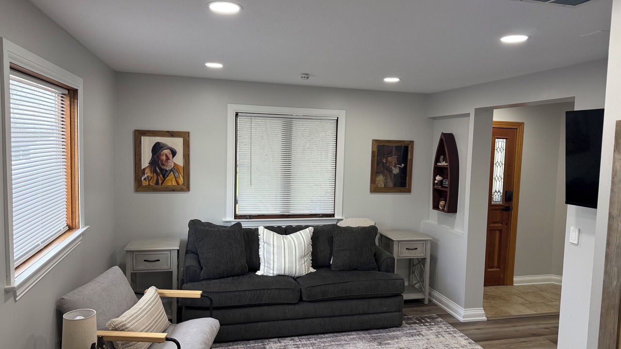 Photo of Livingroom in Oak Harbor