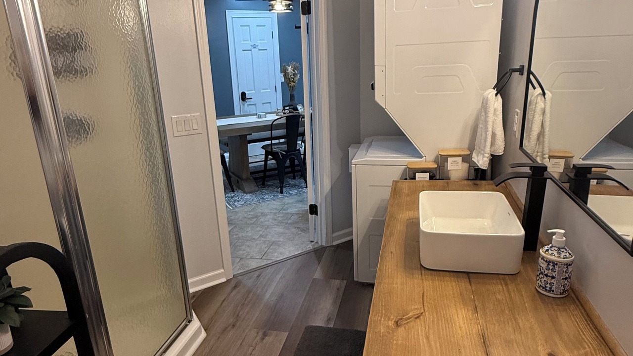 Photo of Bathroom in Oak Harbor