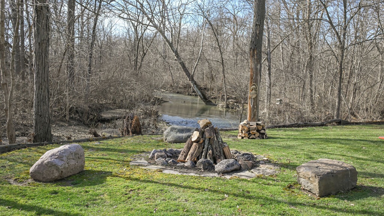 Photo of Others in New Carlisle