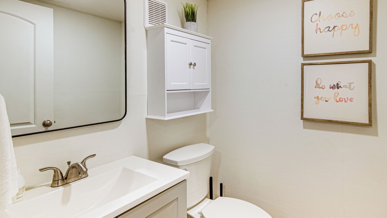 Photo of Bathroom in Tougaloo