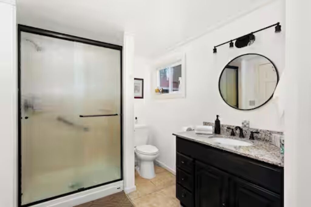 Photo of Bathroom in Garden Valley