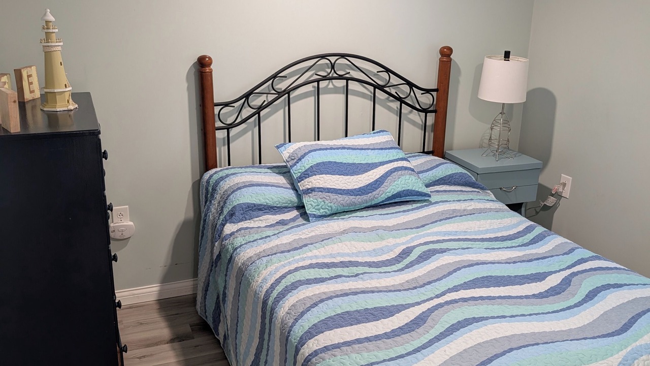 Photo of Bedroom in Lakeview