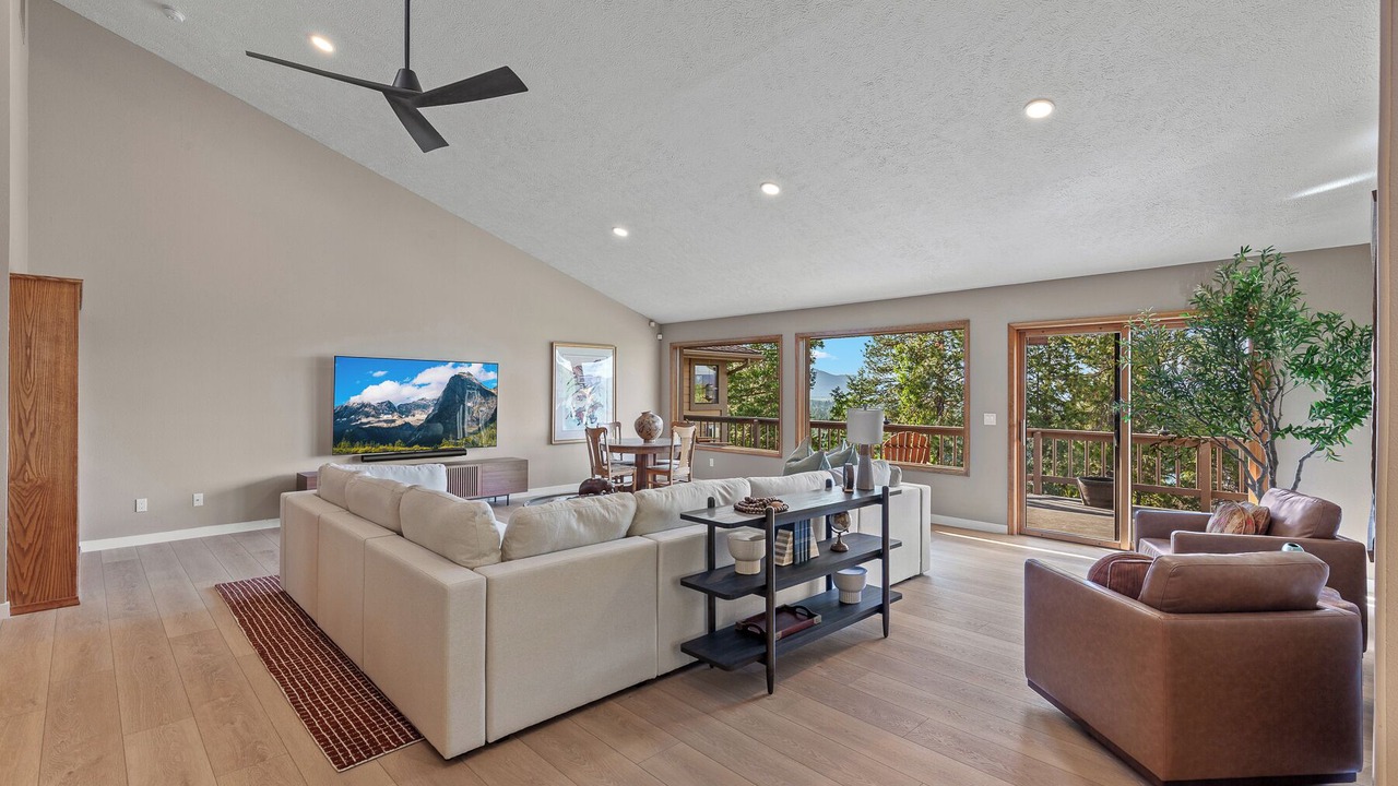 Photo of Livingroom in Hayden View Estates