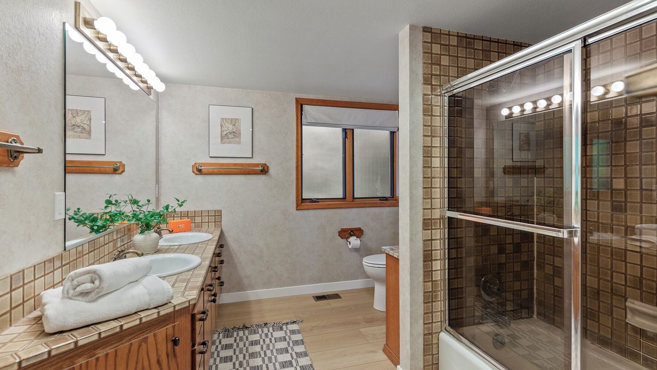 Photo of Bathroom in Hayden View Estates