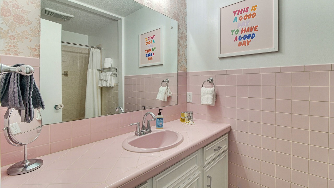 Photo of Bathroom in Vinita