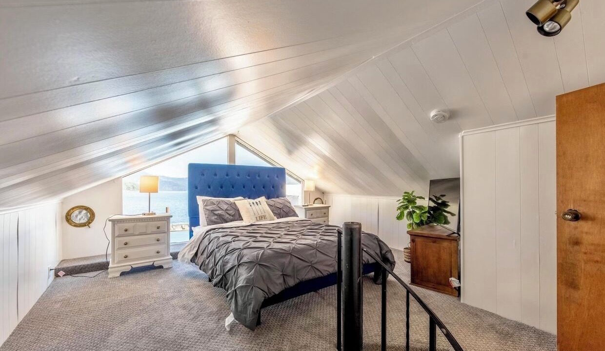 Photo of Bedroom in Bayview