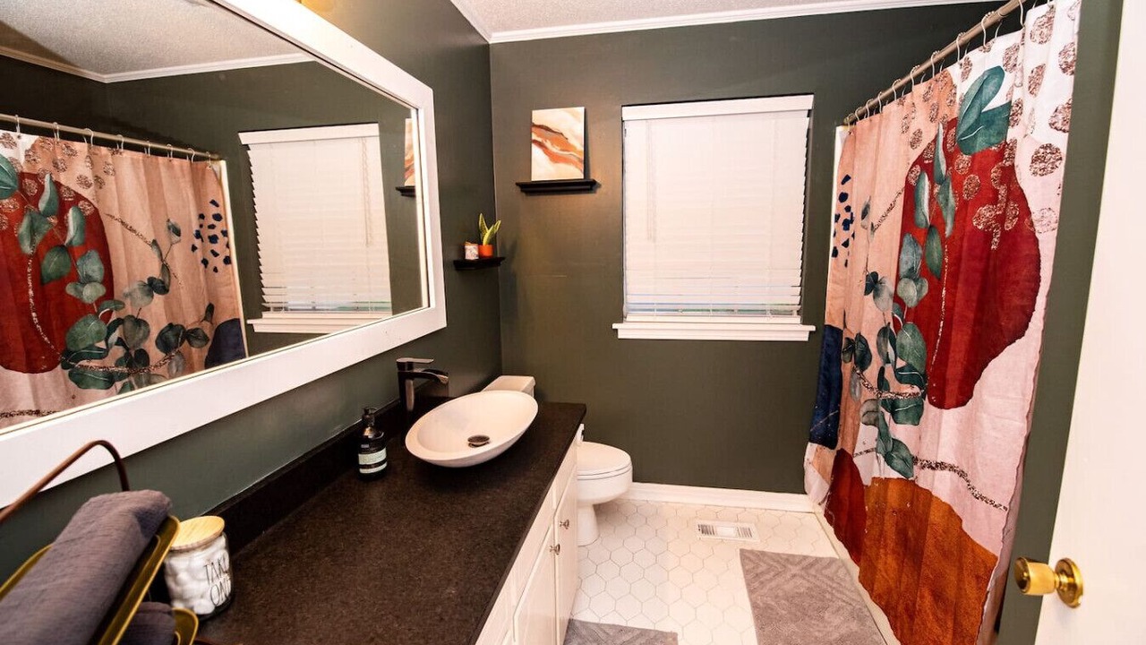 Photo of Bathroom in Reservoir