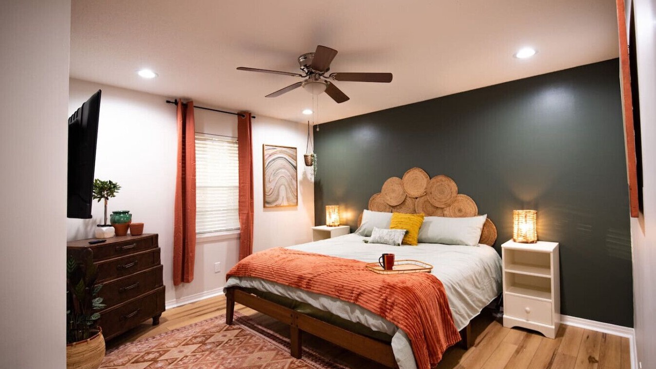 Photo of Bedroom in Reservoir