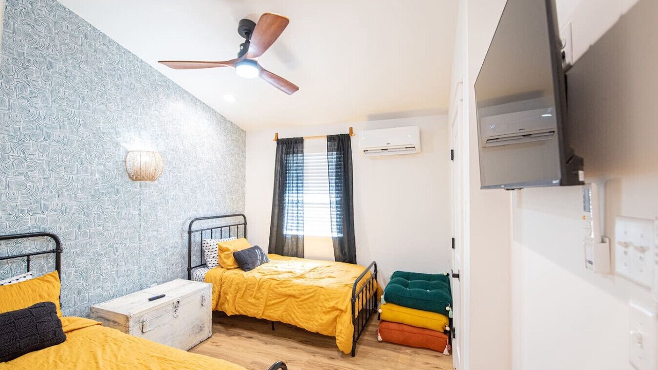 Photo of Bedroom in Midtown