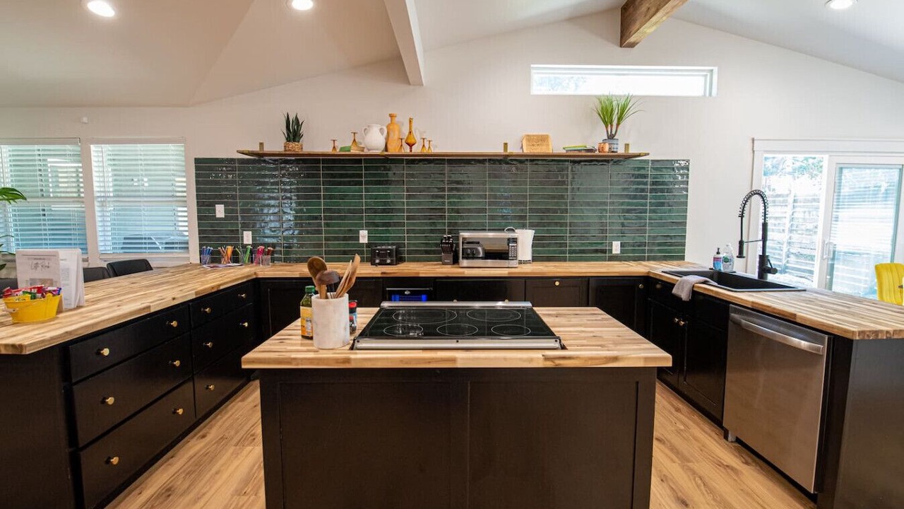 Photo of Kitchen in Midtown