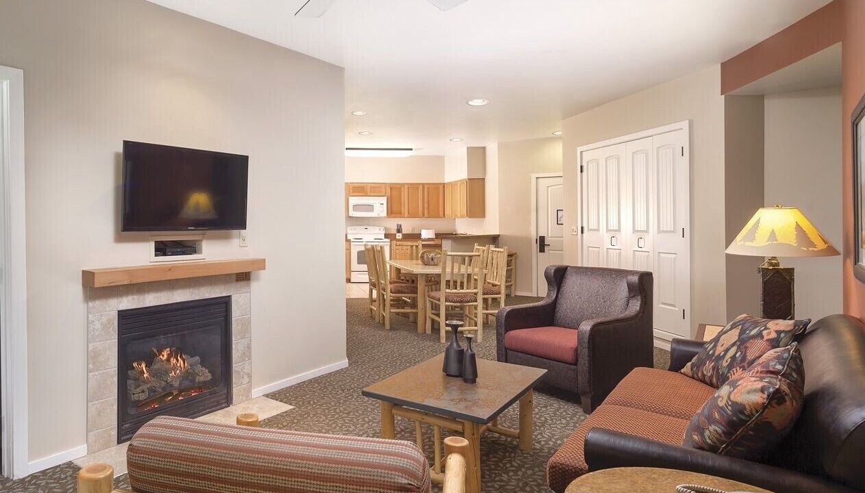 Photo of Livingroom in West Yellowstone