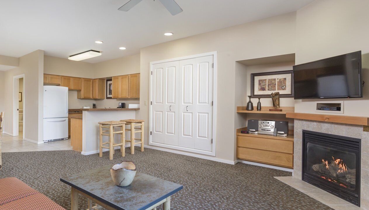 Photo of Livingroom in West Yellowstone