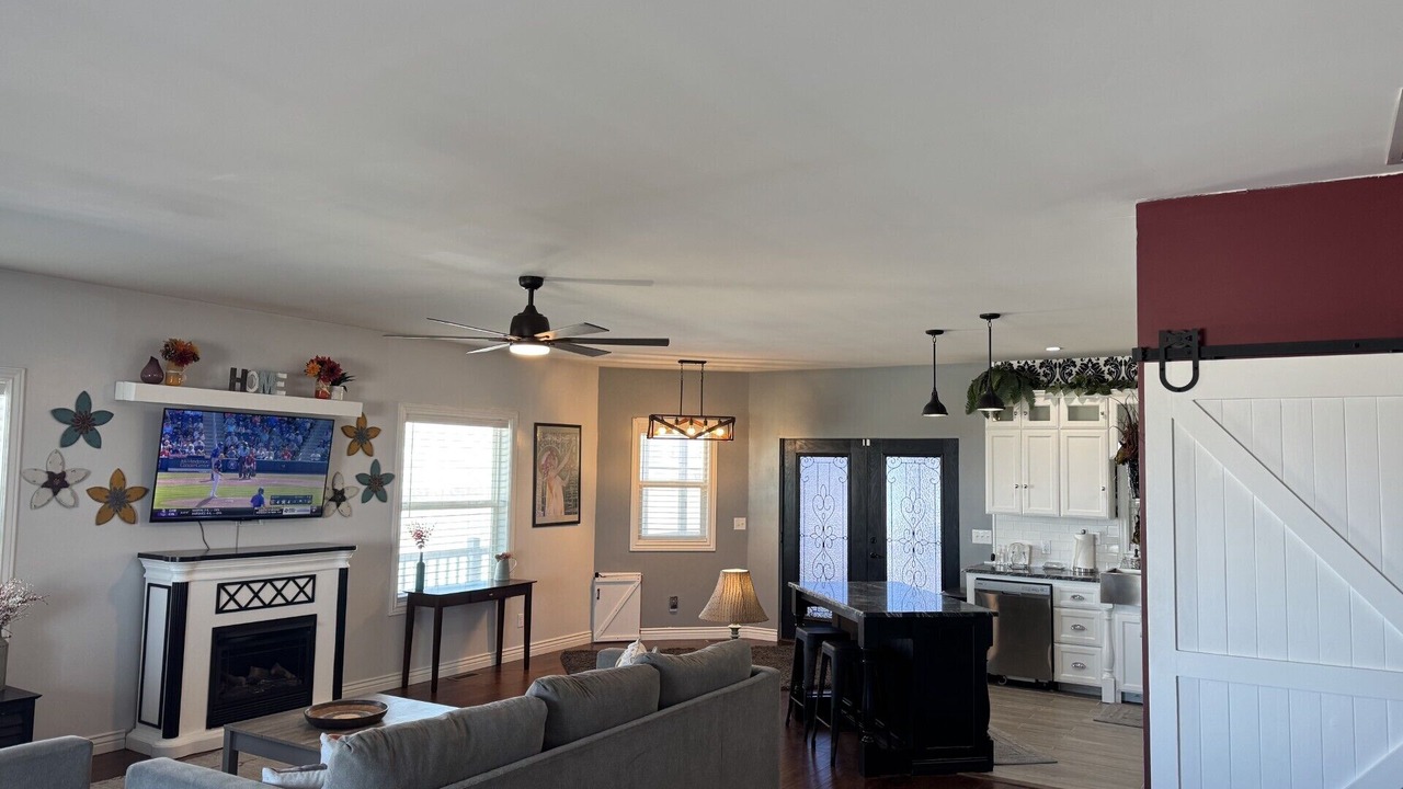 Photo of Livingroom in Idaho Falls