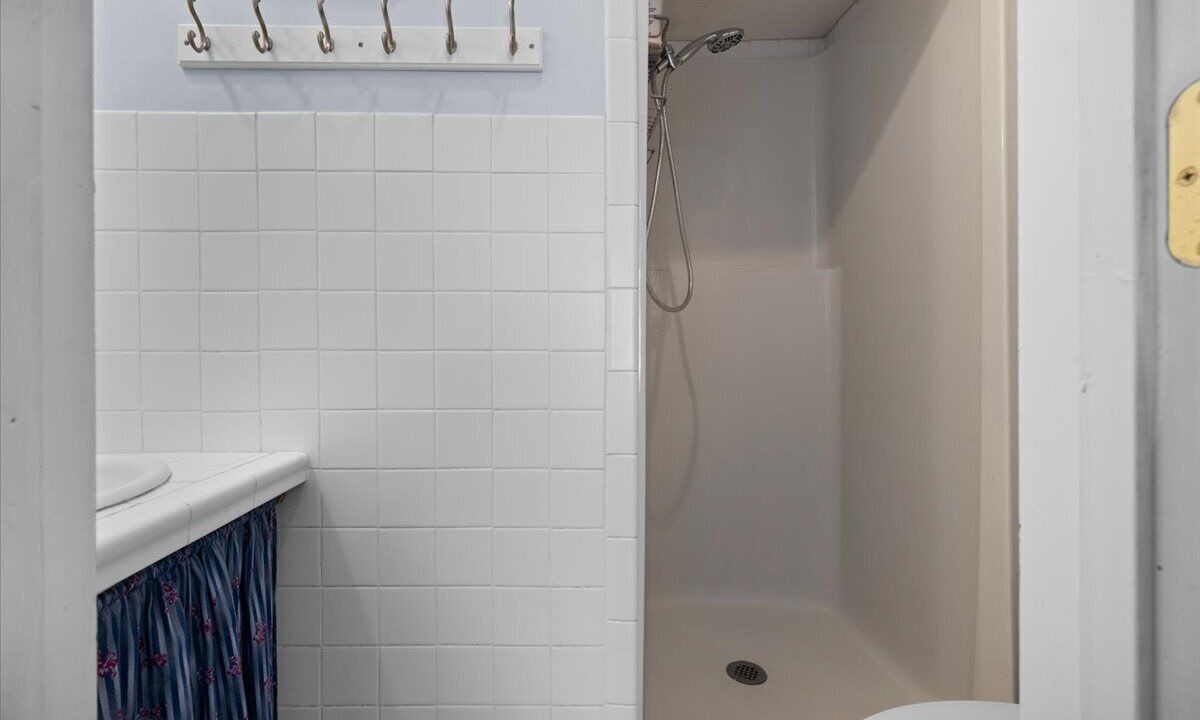 Photo of Bathroom in Athol