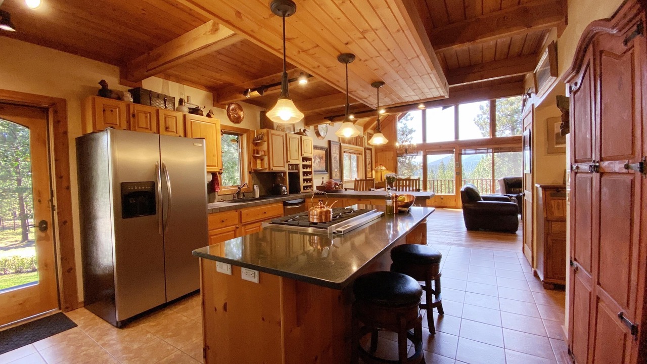 Photo of Kitchen in Victor