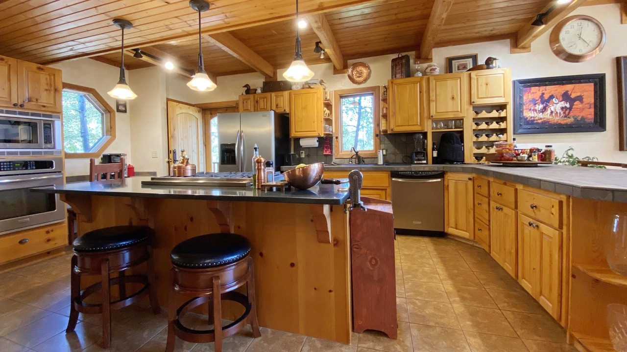 Photo of Kitchen in Victor