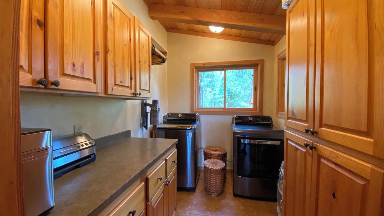 Photo of Kitchen in Victor