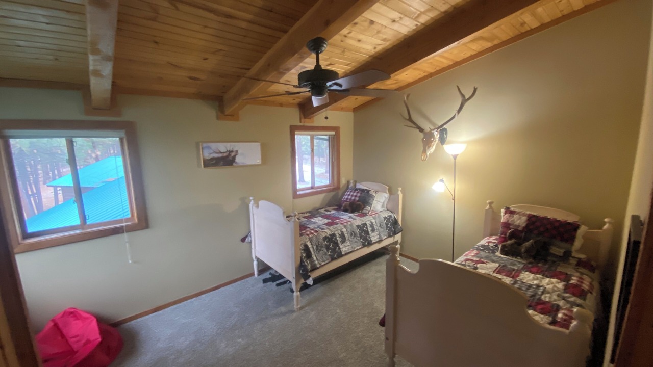 Photo of Bedroom in Victor